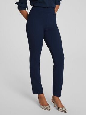 Spanx SPANXsupersmooth Perfect Fit
Ponte Slim Straight Pant Navy. Sk3
